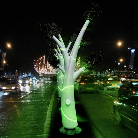[light-tree-aims-to-replace-conventional-street-lamps-with-superior-aesthetics-and-functionality2[2].jpg]