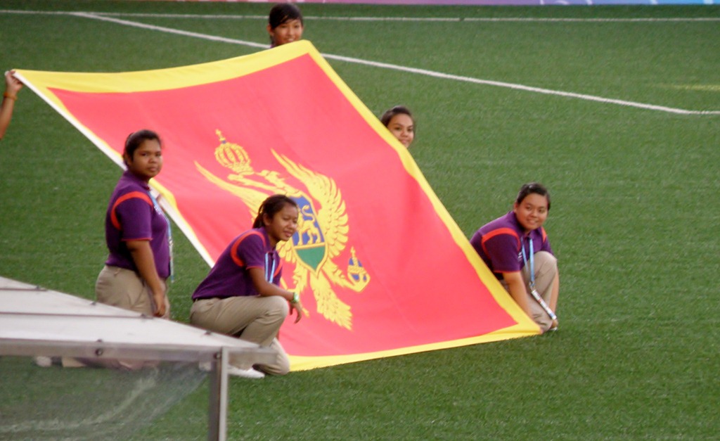 [P8253738[4].jpg]