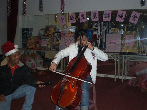 ap_F23_20091226093915590.jpg