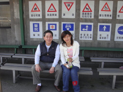 ap_F23_20100121105821635.jpg