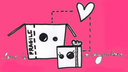 love is everywhere_dark pink