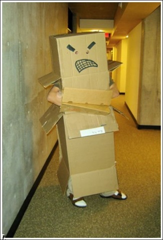 [worst_robot_costumes_032.jpg]