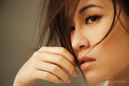 michelle yip 90113004 Gillian Chung Malaysia Twins Edison Chen Hong Kong interview cry tears