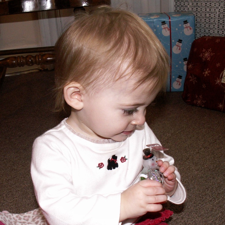 [Christmas 2010[5].jpg]