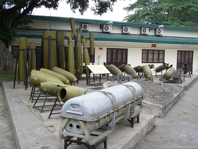 [Vietnam Military History Museum Vietnam War American Bombs[2].jpg]