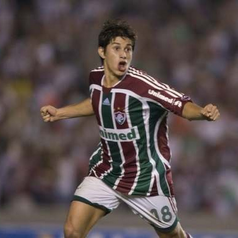 Os 10 maiores estrangeiros que jogaram no Brasil