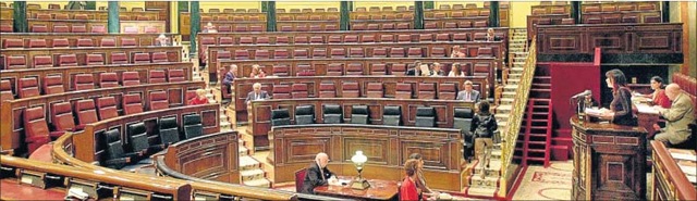[El-Congreso-vacio[12].jpg]