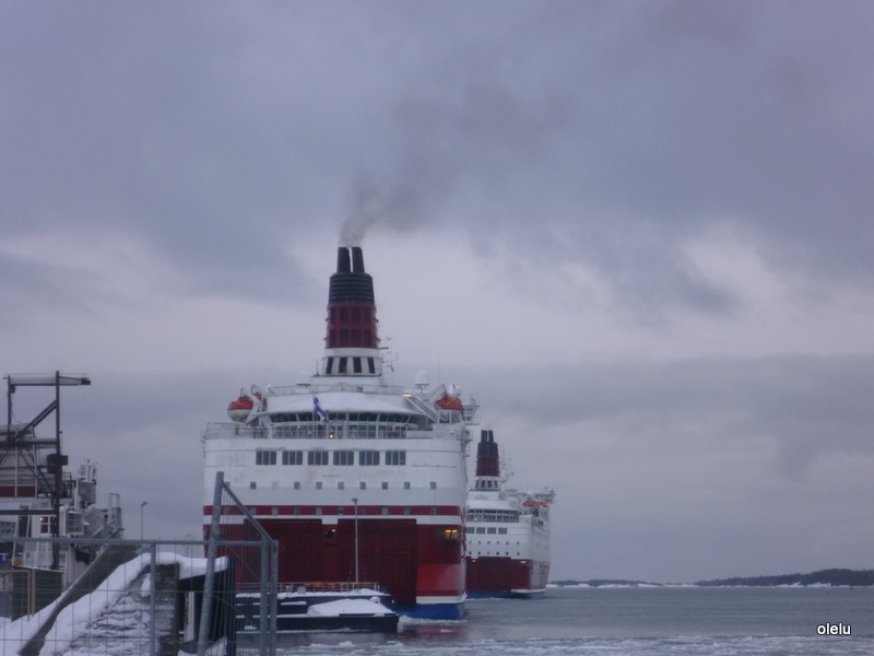 [Mariehamn Vikingbåtar[3].jpg]