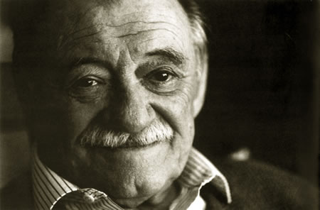 Mario Benedetti – NO TE RINDAS