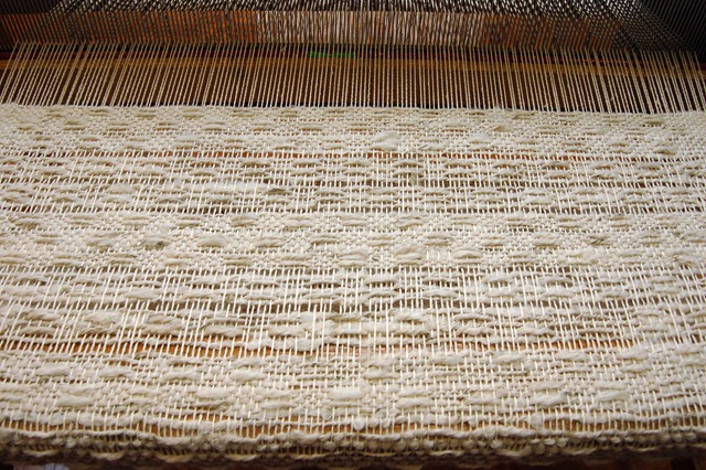 [Georgie's weaving - alpaca[4].jpg]