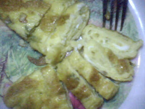 Foto Tamagoyaki buatan saya, lapisannya bagus kan?