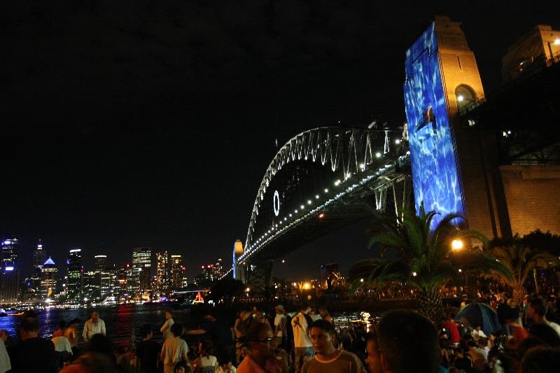 [091231_Syndey_NYE_Milsons_Point49_sm[2].jpg]