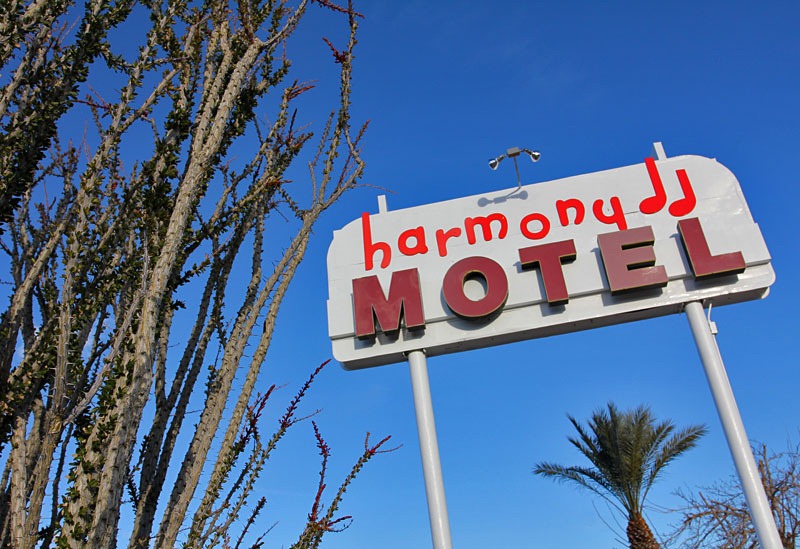 [110220_harmony_motel_sign2.jpg]