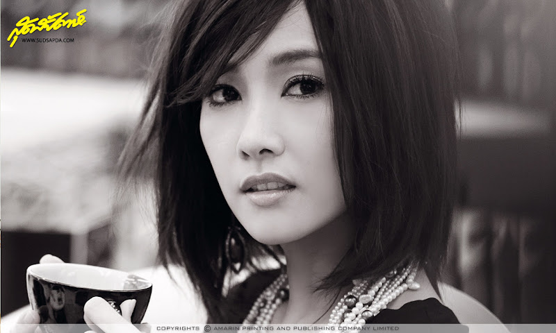 รูปภาพ นุ่น วรนุช นางเอกหน้าหวาน ถ่ายแบบ แฟชั่นปกนิตยสาร สุดสัปดาห์ สวยน่ารักมากๆ