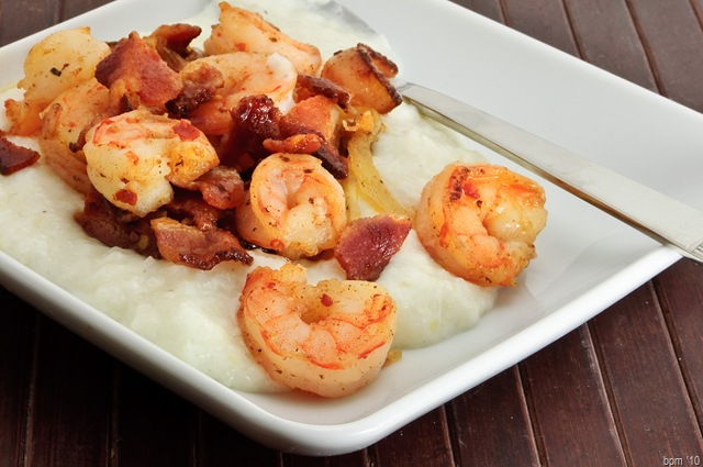 [shrimp and grits-6[2].jpg]