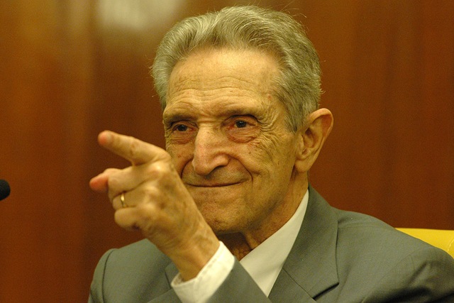 [Plinio-de-Arruda-Sampaio[3].jpg]