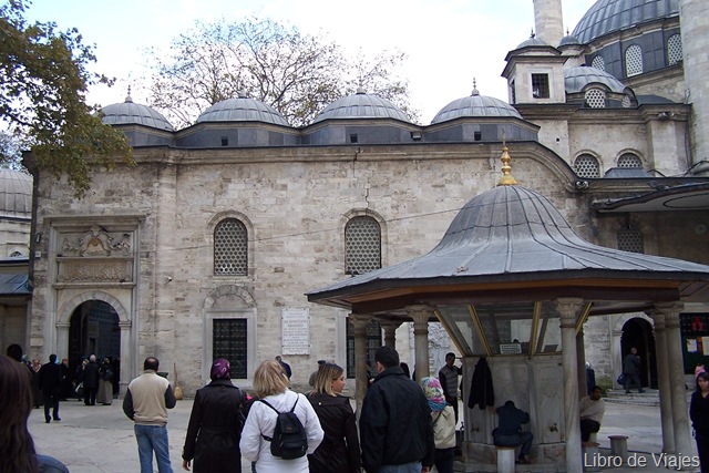 [Fuente y Mezquita de Eyüp[2].jpg]