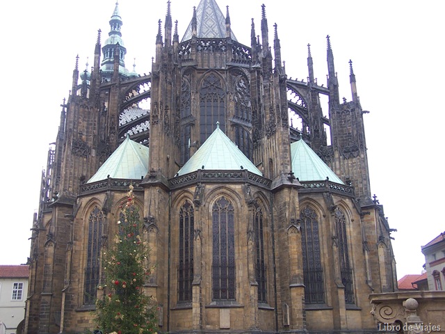 [Trasera de la Catedral de San Vito[3].jpg]