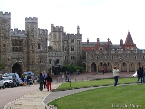 [Castillo de Windsor[3].jpg]