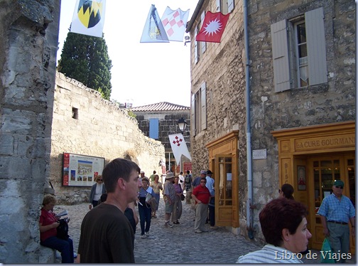 Entrada al pueblo medieval de Lex Baux en Provence