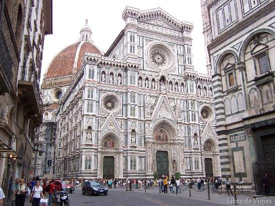 [Plaza del Duomo en Florencia[10].jpg]