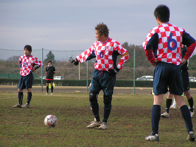 Fcエストレラ 埼玉 千葉近郊で活動している草サッカー社会人チーム 09年12月