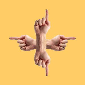 [hands[31].jpg]