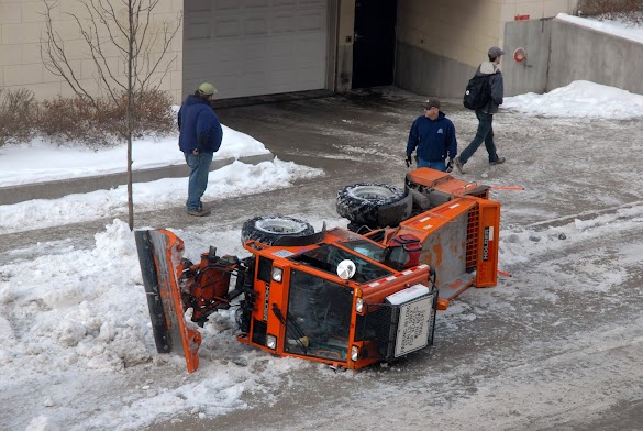 Oh, no! The little snow plow tipped over. :-( DSC_0035-1.JPG