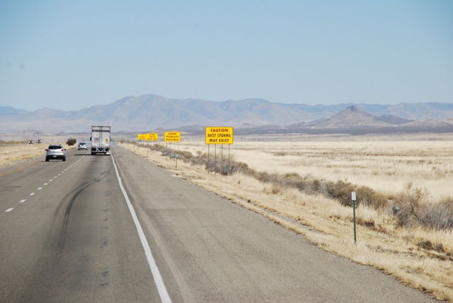 [02-25-11 XTravel I-10 Across New Mexico 013[3].jpg]