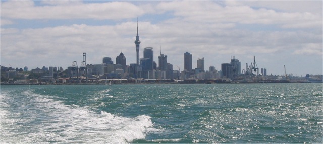 [Auckland_skyline[5].jpg]