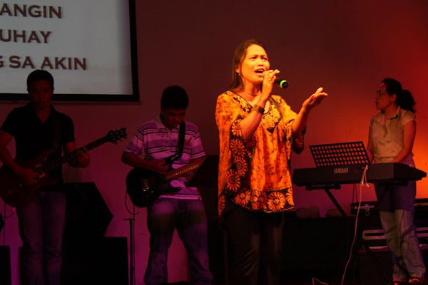 Glocal worship team