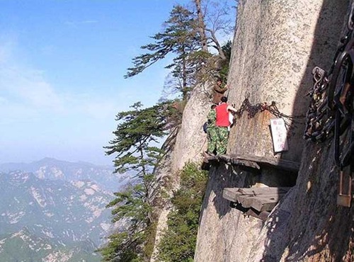 huashan mountain road (3)