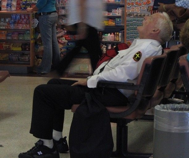 [sleeping-security (1)[2].jpg]