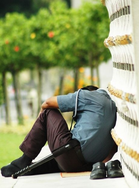 [sleeping-security (8)[3].jpg]