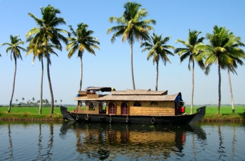 [Kerala_houseboat[3].jpg]