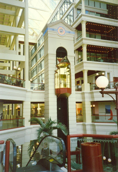 Shopping mall in St. Paul