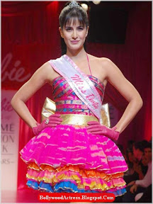 Katrina-Kaif-is-a-little-worried-about-the-bubbly-girl-image-.jpg