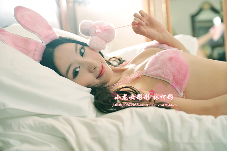 美眉日报 7061f75a 2b79 42f6 968e 9e06227c6dae 唯美公主小龙女彤彤可爱粉红BABY兔