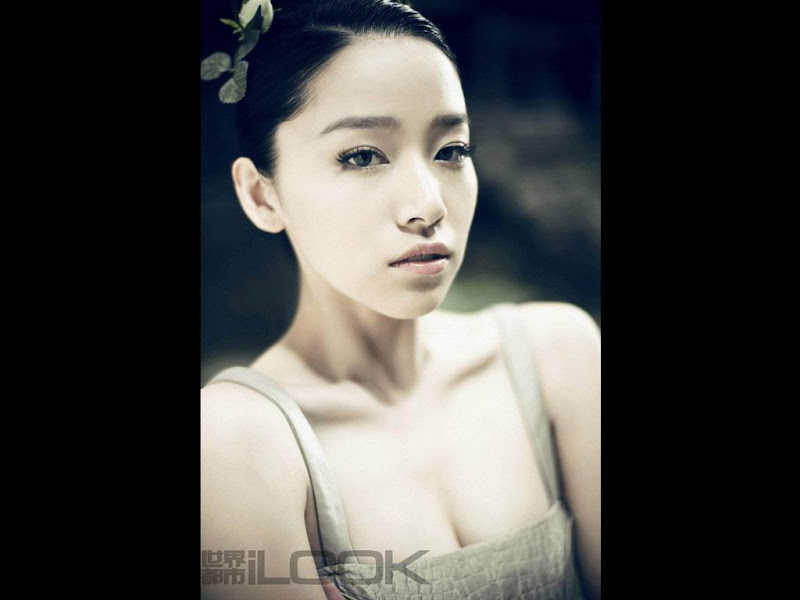 美眉日报 d 《iLOOK》封面~新版红楼 宝、黛、钗
