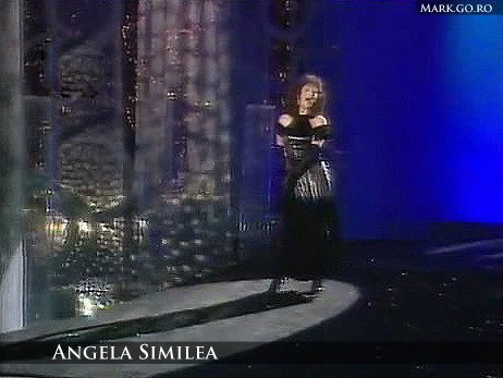 [angela similea0049[3].jpg]