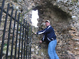 Climbing the prison tower at Framlingham Castle
