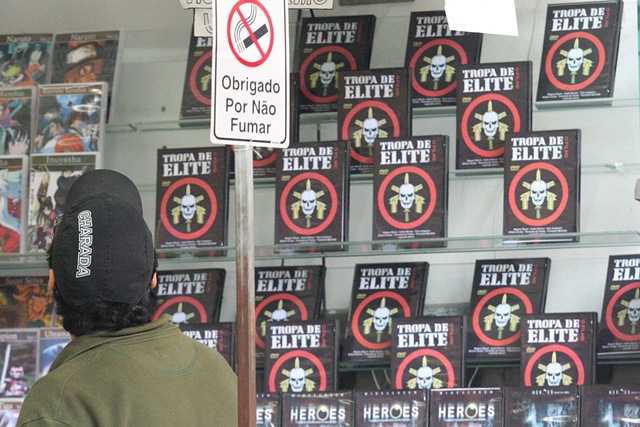 [tropa de elitre ENORME[2].jpg]