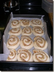 Ravioli, cinnamon buns 013