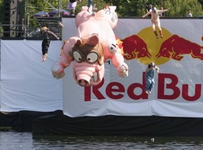 Red Bull Flugtag в Киеве!! Red Bull Flugtag в Киеве!!