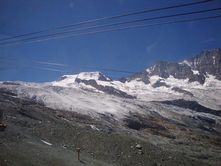 Жаркий денек в Saas Fee Жаркий денек в Saas Fee