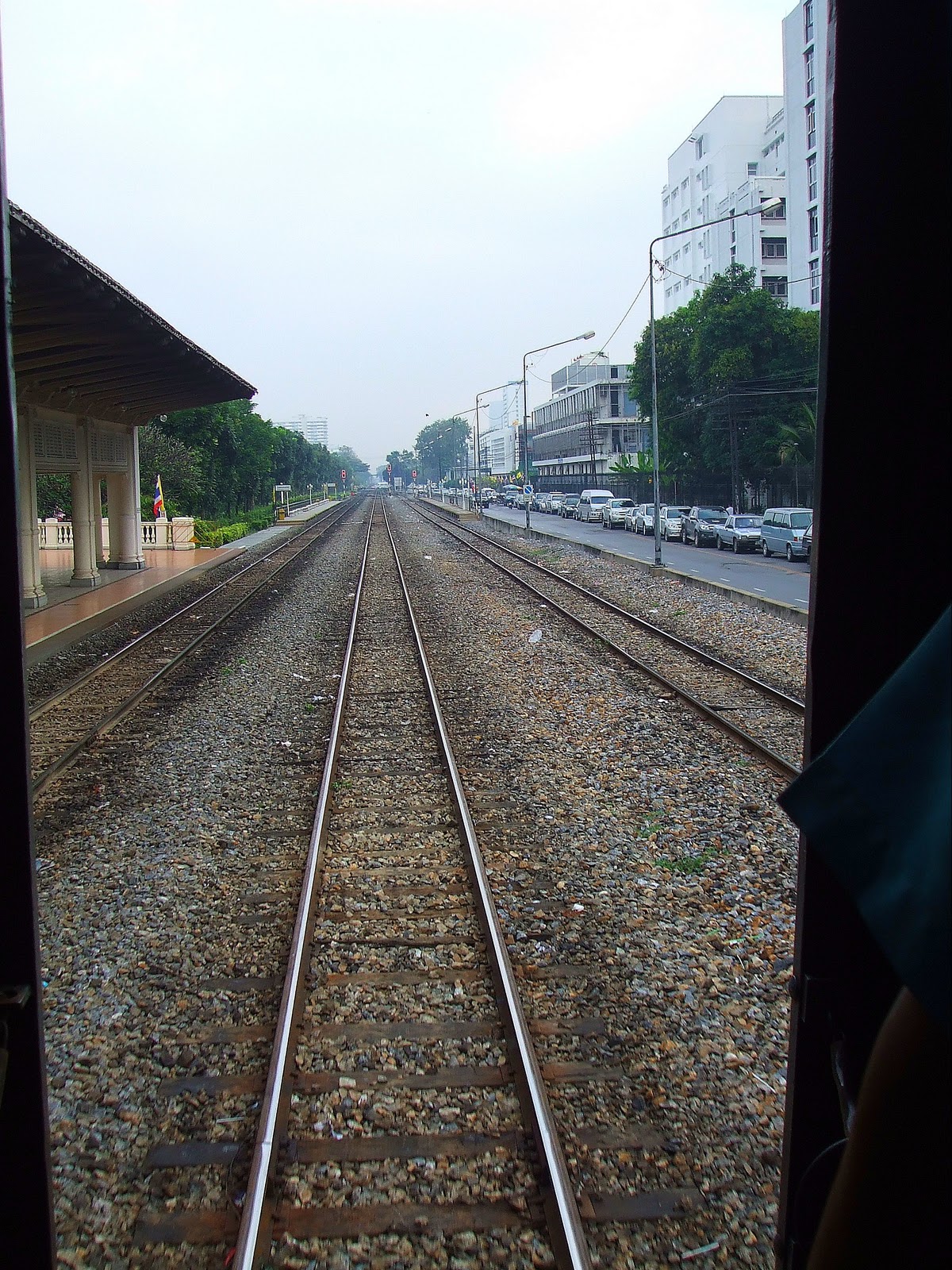[Viaje en Tren por Tailandia.jpg]