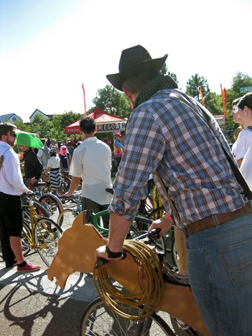 [Tour de Fat 2010 FoCo 041[3].jpg]