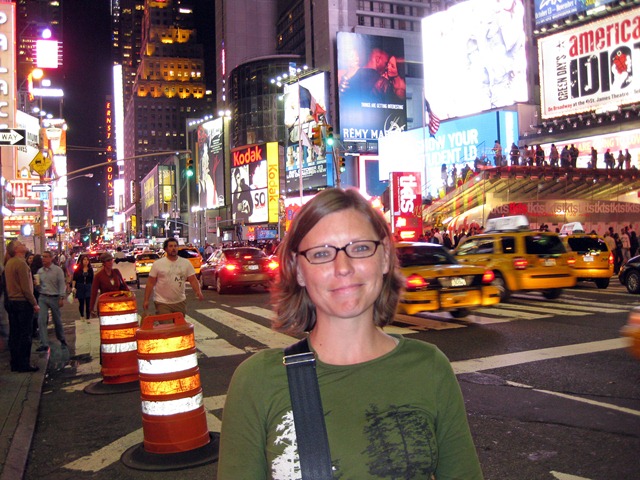 [NYC20102303.jpg]