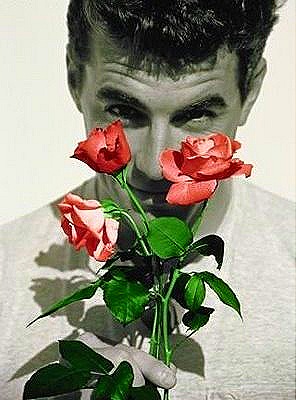 [homem_flores2[28].jpg]