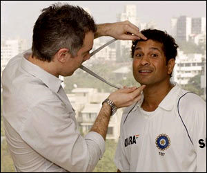 Sachin in a light moment not having a clue whats being measured :) Sachin in a light moment not having a clue whats being measured :)